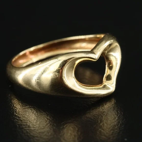 Tiffany & Co Elsa Peretti Gold Heart Ring - Picture 4 of 6